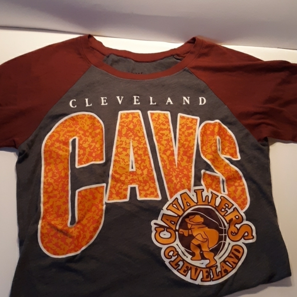 Mighty Fine Cleveland Cavaliers small
